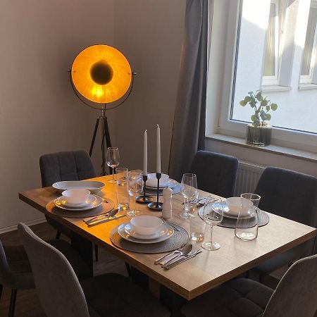 Im Zentrum, Modernes City Apartment Wurtzbourg Extérieur photo