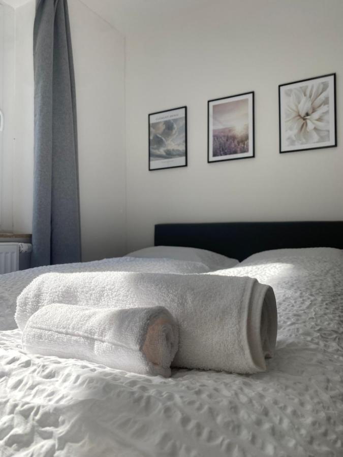 Im Zentrum, Modernes City Apartment Wurtzbourg Extérieur photo